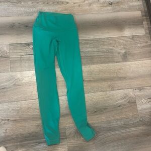 Lululemon Align High-Rise Pant 28" in Kelly Green